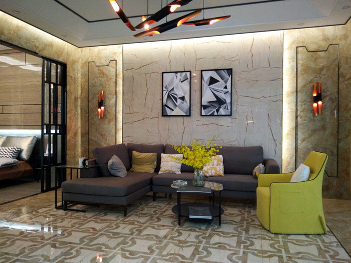 近两年，仿古砖起头风靡市场，到底是什么原因导致的呢？由于仿古砖的质感？还是由于那些老表，出格是蓬勃国度的歪果仁出格喜欢，果仁们崇洋媚表，跟风而行？陶瓷一线品牌PP视讯瓷砖幼编为您细细解说哈！