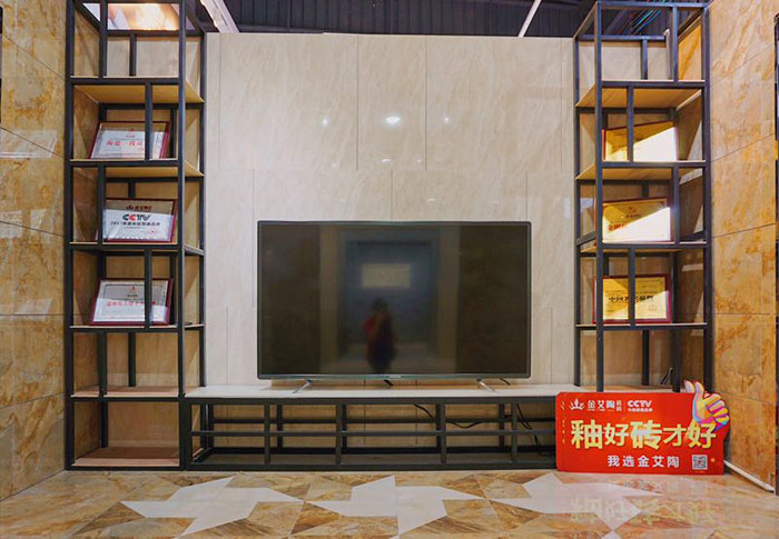 当红酒赶上......—PP视讯现代仿古砖&红酒品鉴会（潮安站） 优雅来袭