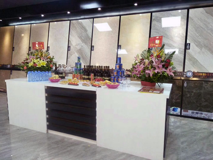 陶瓷一线品牌PP视讯瓷砖澄海店十一开业，好礼、优惠送一向