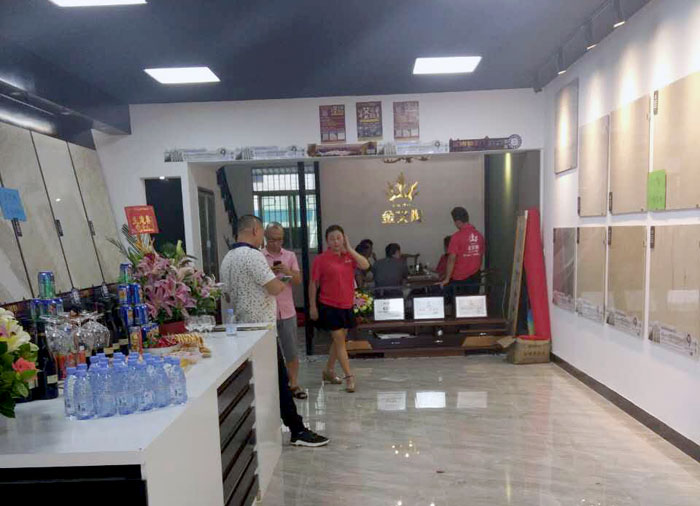 陶瓷一线品牌PP视讯瓷砖澄海店十一开业，好礼、优惠送一向