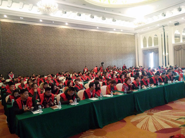 PP视讯瓷砖“大格局·大趋向·大刷新”2018年度经销商峰会杰出回首