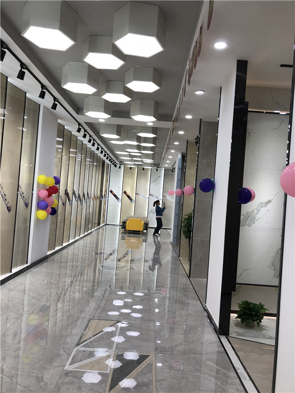 PP视讯江苏江阴青春馆